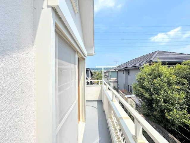 栄区桂台南2丁目　中古戸建て　第1のバルコニー|◆日当たり良好なバルコニー！毎日のお洗濯にも嬉しいですね！