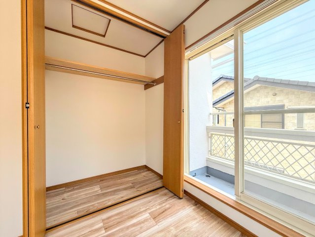 栄区桂台南2丁目　中古戸建て　第1の収納|◆暮らし心地を大きく左右する収納を、適材適所に配置し使い勝手を考慮しました。空間を余すところなく有効利用した収納は生活空間をより上質なものにしてくれるでしょう。