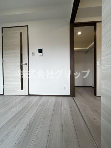 Le'a横濱上星川の洋室