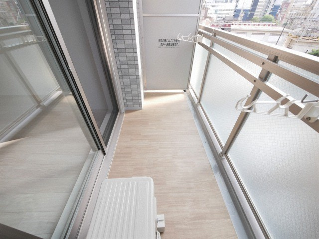 エスリード大阪上本町ブランシュのバルコニー