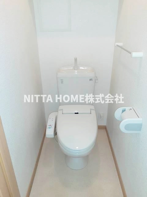 イリーデのトイレ|温水洗浄付きのトイレです＊