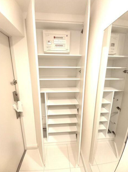 ＨＡＹＡＮＯ　Ｒｅｓｉｄｅｎｃｅ　大塚の玄関
