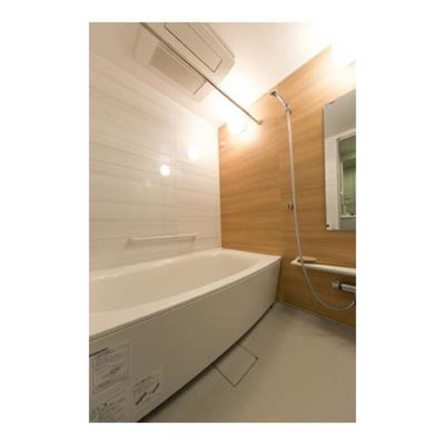 メルクマール京王笹塚レジデンスの浴室|※写真は同タイプ住戸です。