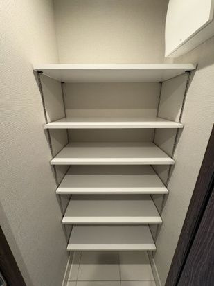 【収納】コンシェリア目黒本町　ＴＨＥ　ＲＥＳＩＤＥＮＣＥ