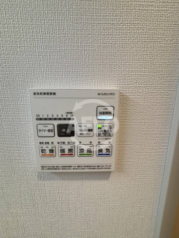 メゾンドボヌール弁天町　市岡小学校区の設備|メゾンドボヌール弁天町　浴室乾燥機