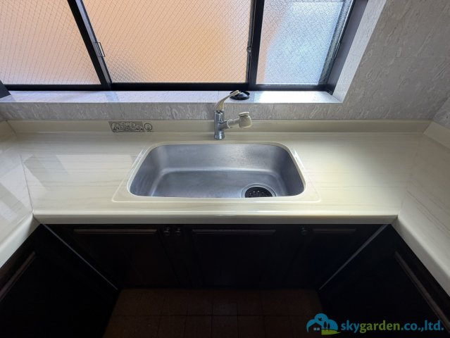 平塚市ふじみ野2丁目　中古戸建のキッチン