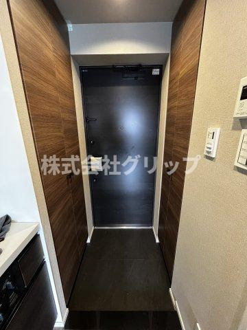 Le'a横濱上星川の玄関