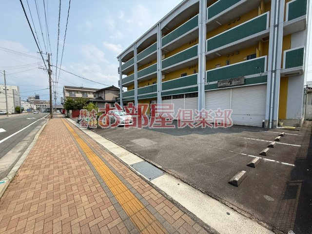 Castle城南の駐車場|駐車スペースもあります