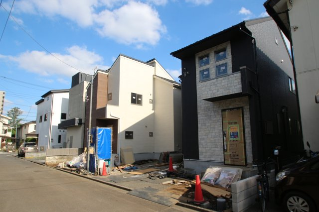 小平市学園東町３丁目３番の外観|洋室6帖にはロフトが付いており、季節物の収納にもぴったり。