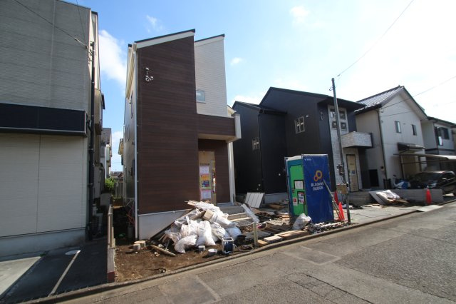 小平市学園東町３丁目３番の外観