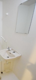 日進パレスの独立洗面台|※同建物別部屋