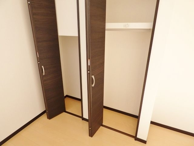 デュオキューブ坂下町の収納
