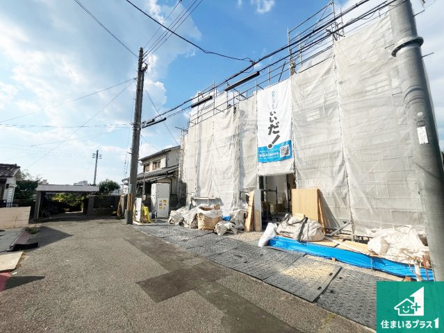 明石市東朝霧丘　新築一戸建ての前面道路含む現地写真|周辺は落ち着いた街並みの住宅地！子育てがしやすい住環境です！まだ未完成ですが、現地でしかわからない事もございます。是非一度ご覧ください。