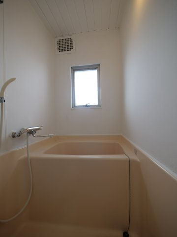 清見コーポの浴室|※写真は別の部屋のものです。