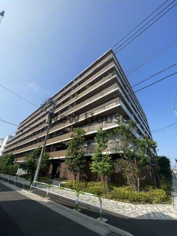 コムレジ赤羽　賃貸棟の外観