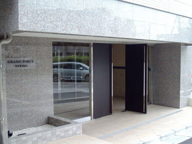 グランフォース練馬のエントランス