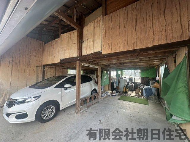 【その他】 | 東津田町ガレージ | ガレージ内の写真です