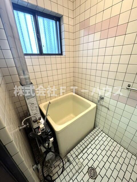 ダイヤコーポ曽谷の浴室