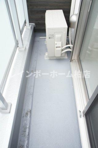 仲介手数料（賃料の1.10ヵ月）の50％OFF対象物件！のバルコニー