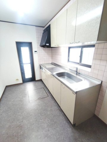 中古戸建のキッチン