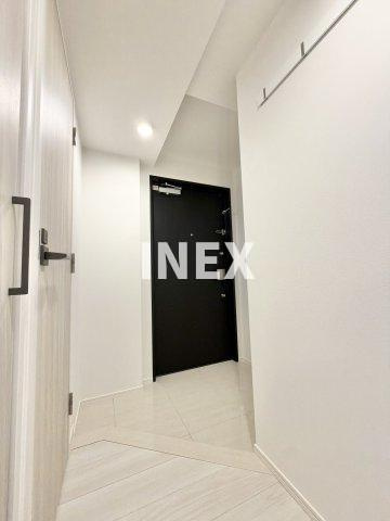 横浜市中区長者町４丁目の賃貸マンションの玄関