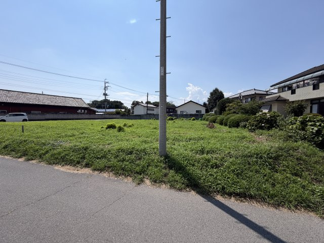 吉岡町大久保土地の外観|■東側より