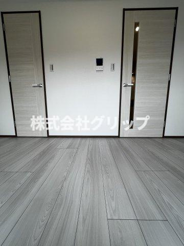 Le'a横濱上星川の洋室