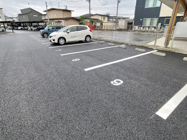 シエールの駐車場