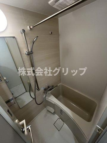 Le'a横濱上星川の浴室