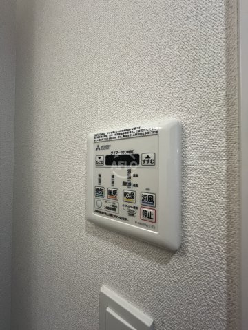 プレサンス東三国駅前グランクラスの設備|プレサンス東三国駅前グランクラス　浴室乾燥機