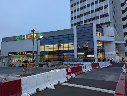 サンプレイス早宮の周辺