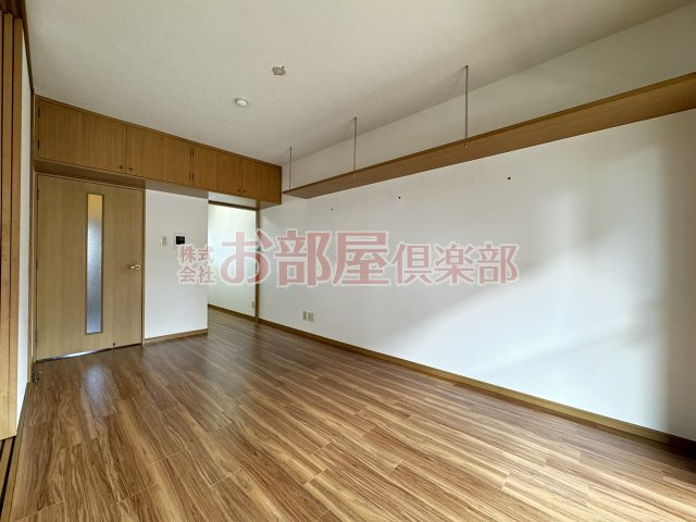 ヒノデカンの居間・リビング|こちらの居間で趣味の時間をお楽しみください