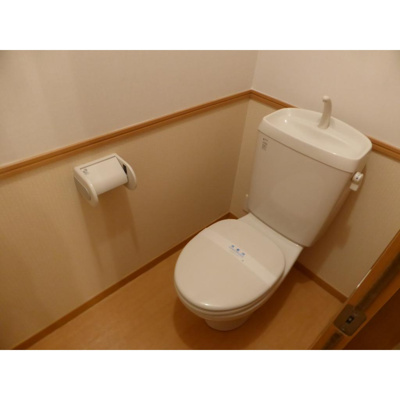 【トイレ】 | フューチャー | コンパクトで使いやすいトイレです
