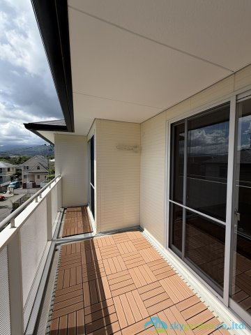 秦野市曽屋　中古戸建のバルコニー