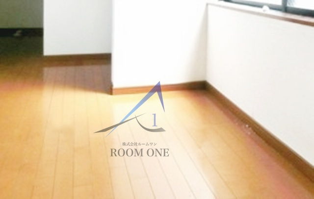 ライフピアリリーの居間・リビング|洋室のお部屋です。