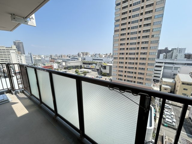 【バルコニー】 | オリーブハイツ西宮 | 広々としたバルコニーです