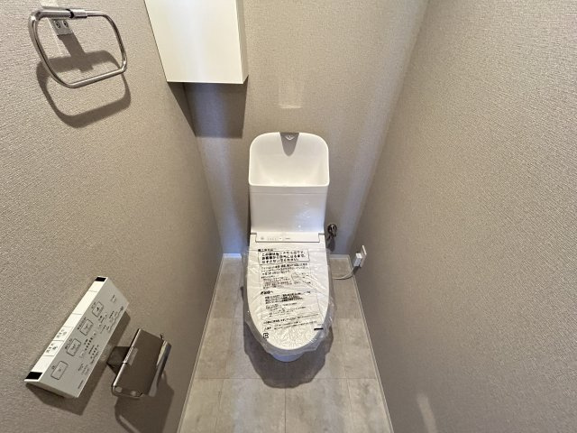 【トイレ】 | オリーブハイツ西宮 | 清潔感のあるトイレです