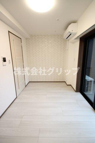 Le'a横濱上星川の玄関