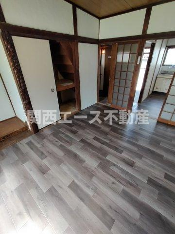  | 山手町貸家