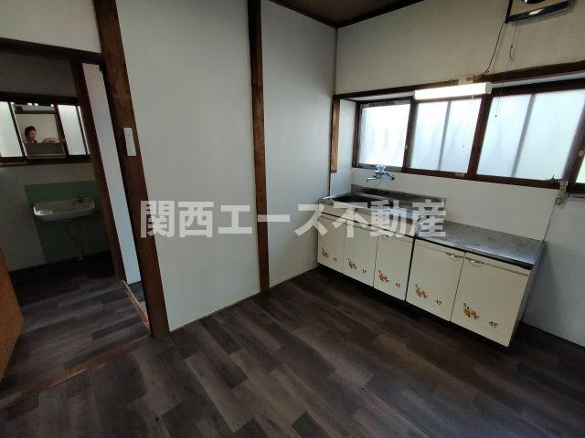  | 山手町貸家