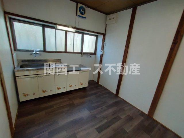  | 山手町貸家