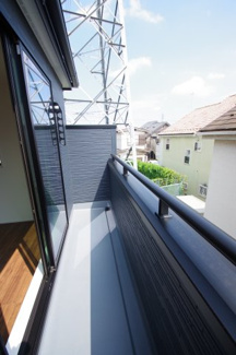 【バルコニー】 | 【仲介手数料無料！！】国立市富士見台1丁目　新築戸建て（全1棟）1号棟　5480万円 | 南面バルコニー