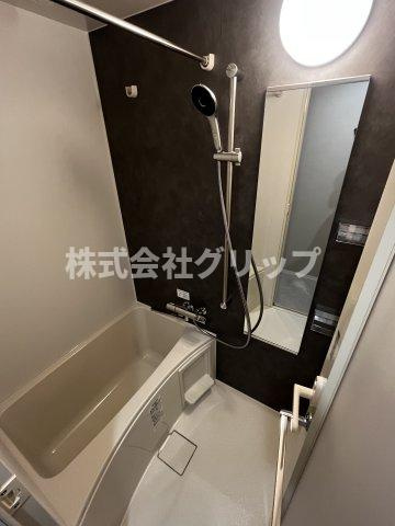 Le'a横濱上星川の浴室
