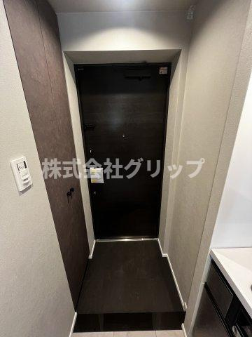 Le'a横濱上星川の玄関