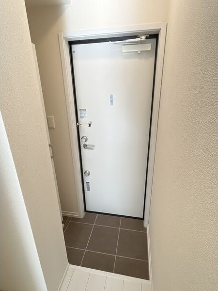 RS Residenceの玄関