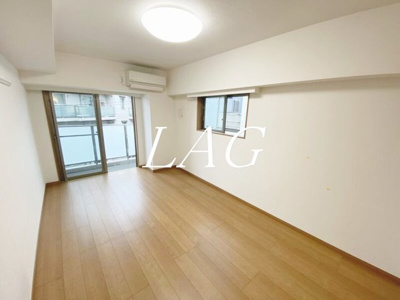 【居間・リビング】 | グランフォース東高円寺 | 洋室のお部屋です。