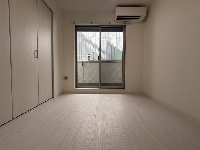 【寝室】サンシエ神戸元町 