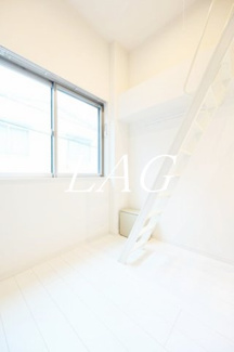 【居間・リビング】 | Class市ヶ谷 | 洋室のお部屋です。