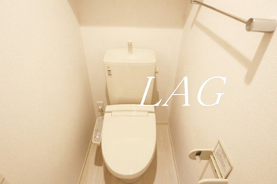 【トイレ】 | クレール ド ルネ | トイレです。