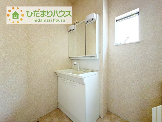 【独立洗面台】 | 阿見町よしわら2丁目　中古戸建 | シンプルな洗面台で朝の準備もはかどります！